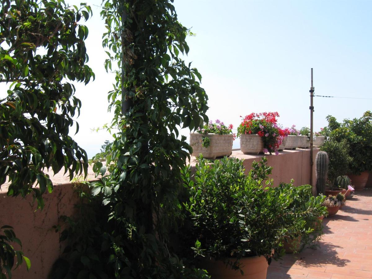 A Casa Di Tommy B&B Acireale Εξωτερικό φωτογραφία